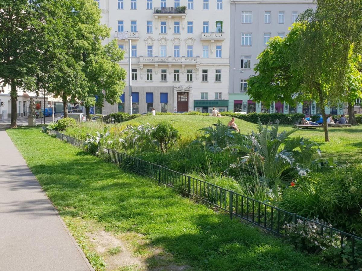 Apartament Mauthaus Schonbrunn Wiedeń Zewnętrze zdjęcie